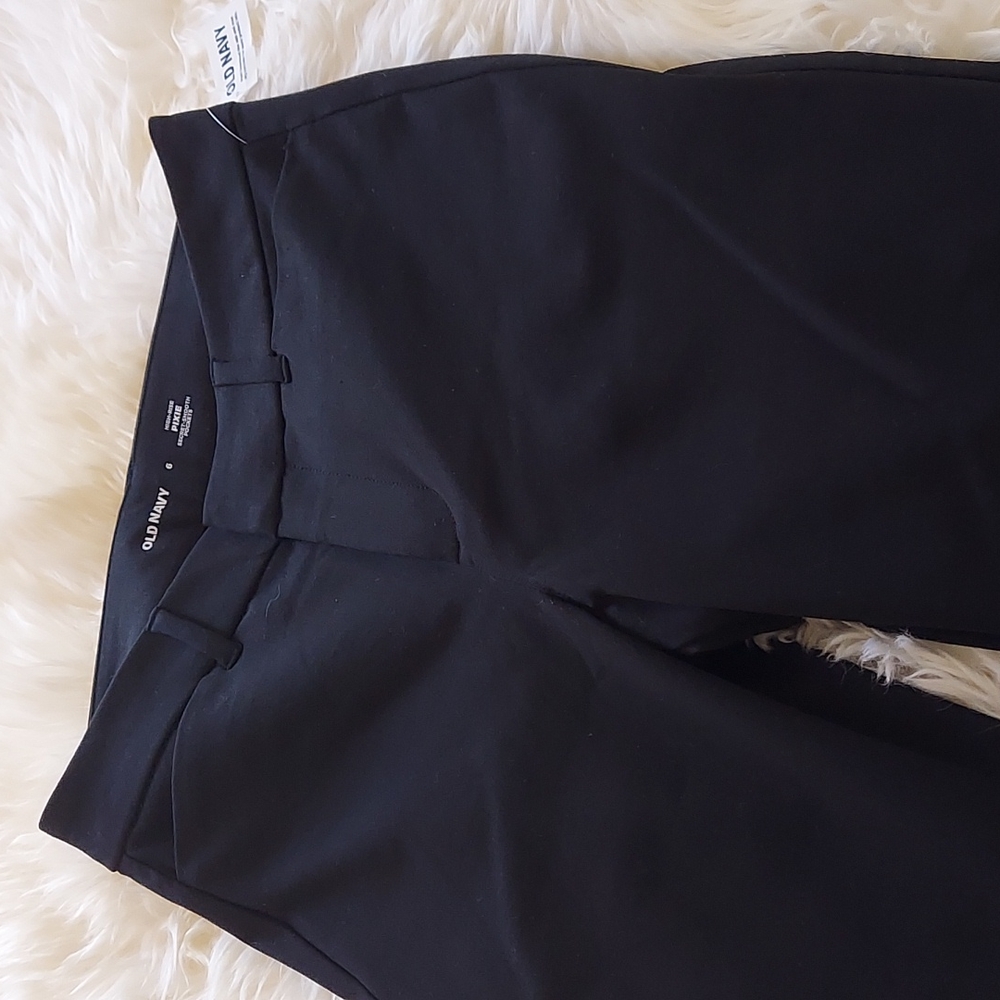 Old Navy high-rise pixie pants